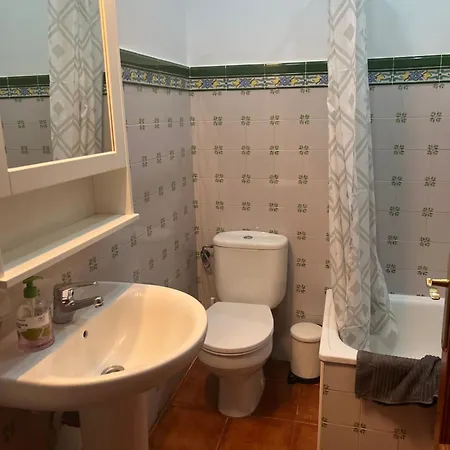 Apartamento Con Ascensor - 3 En Centro De Tossa